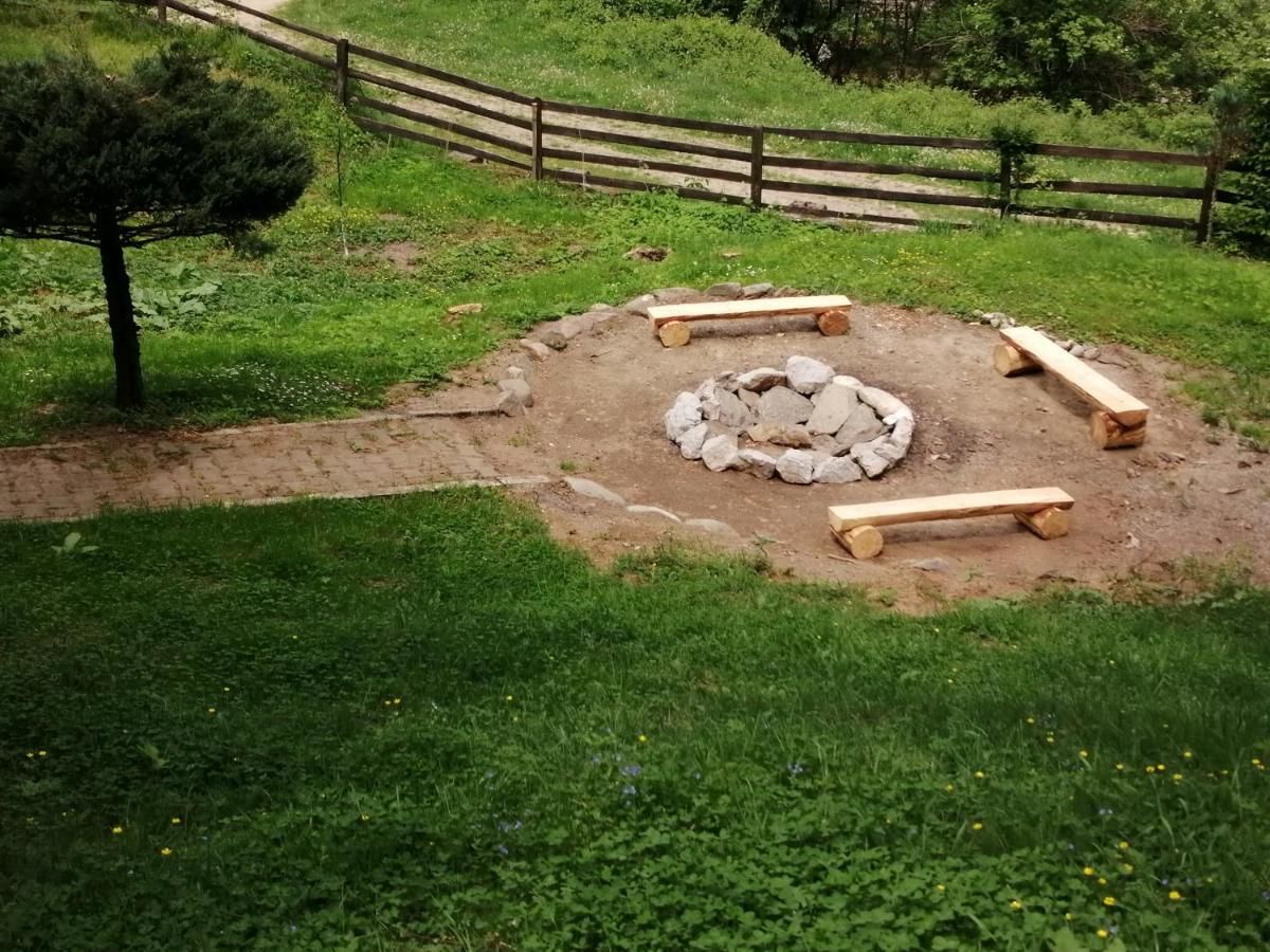 Лоджи Cabana Basmelor Rau Sadului-9